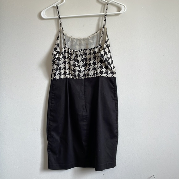 Forever 21, Sleeveless spaghetti Strap dress. Size S, worn only once - Picture 4 of 7